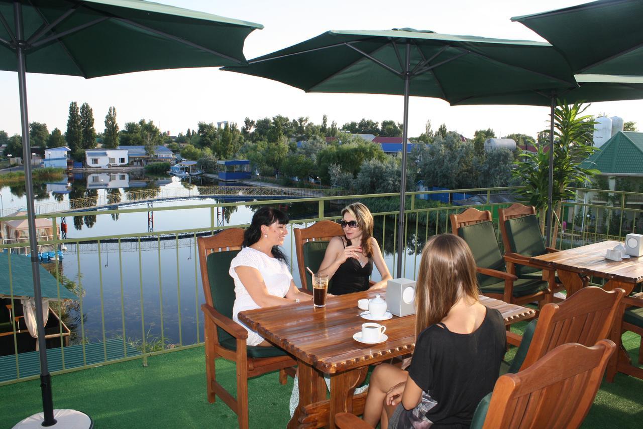 Green Hotel-Club Zatoka Bagian luar foto