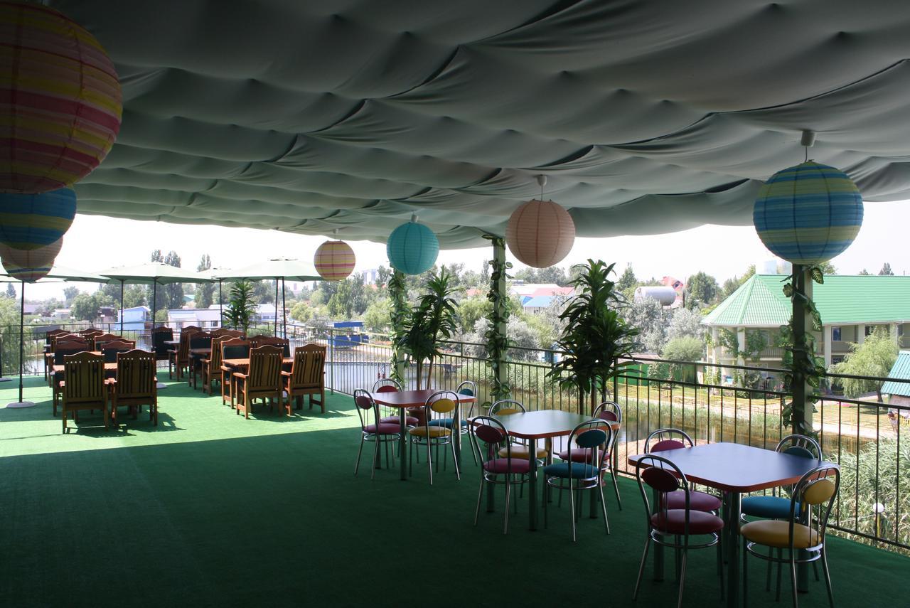 Green Hotel-Club Zatoka Bagian luar foto