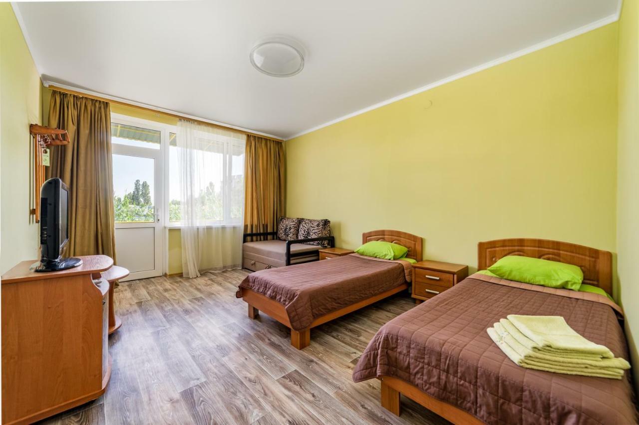 Green Hotel-Club Zatoka Bagian luar foto