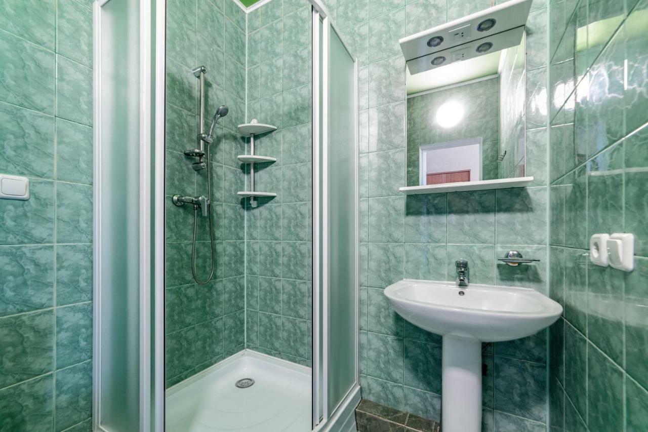 Green Hotel-Club Zatoka Bagian luar foto