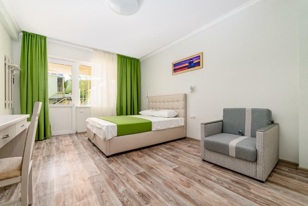 Green Hotel-Club Zatoka Bagian luar foto
